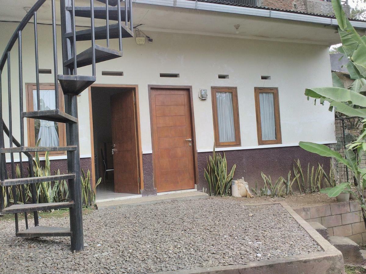 Nabila Syar'i Guest House Padalarang Extérieur photo